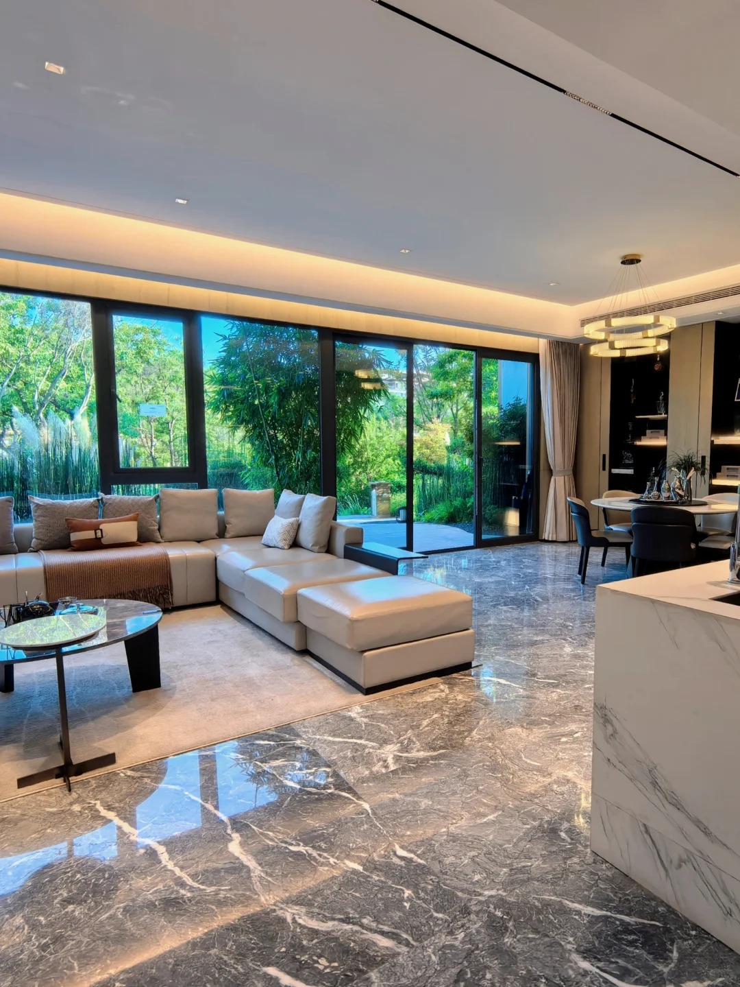 Suozhe Doors and Windows A Villa Solution in Lijiang, Yunnan (2)