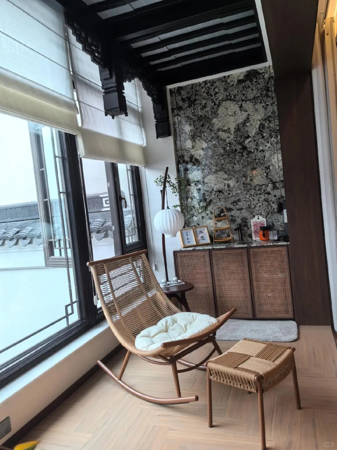 Suozhe Doors and Windows  Crafting a Luxurious Chinese-Style Whole-House Window and Door Solution for a Guangzhou Villa (4)